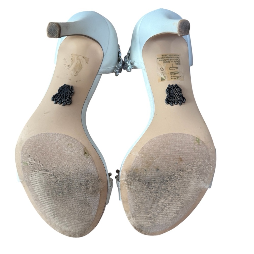 White by Vera Wang Ivory Embellished Heels, Women’s 7 - Picture 10 of 10